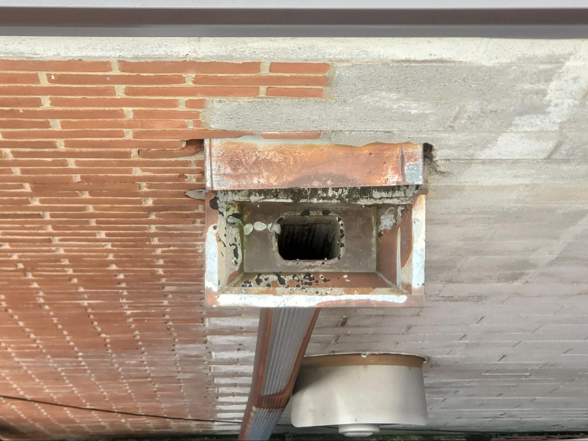 Roof Drain Cleaning and Repair in Birmingham
